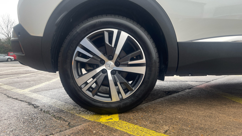 Peugeot 3008 1.5 BlueHDi Allure Premium 5dr Diesel Estate